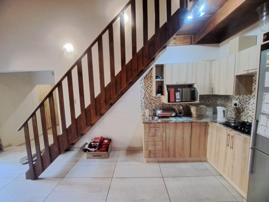 5 Bedroom Property for Sale in Protea Park North West